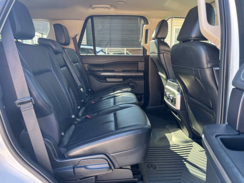 2024 Ford Expedition XLT