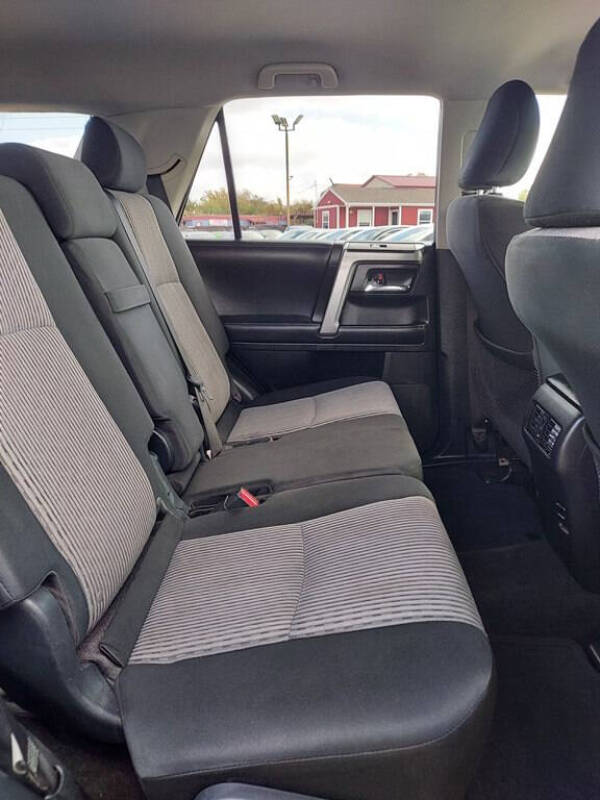 2016 Toyota 4Runner SR5