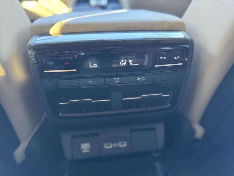 2024 Acura MDX w/Tech