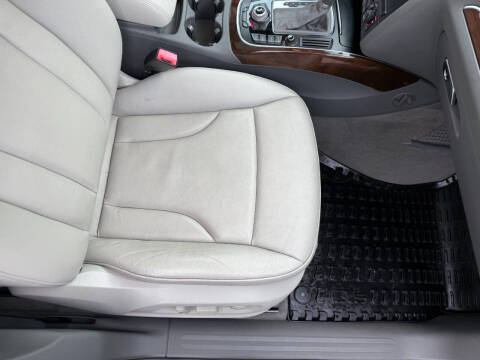 2012 Audi Q5 2.0T quattro Premium Plus