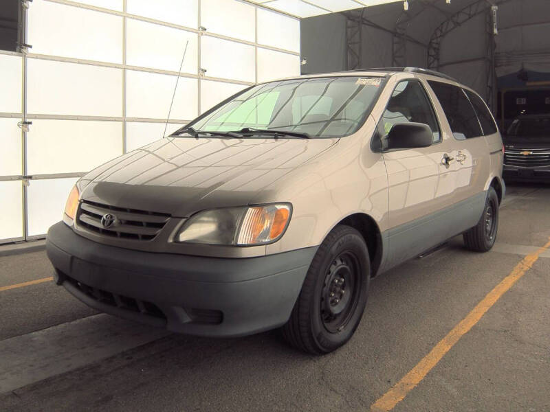 2003 Toyota Sienna for sale at The Car Guy in Glendale CO