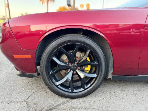 2017 Dodge Challenger