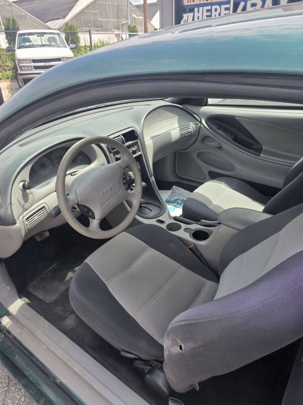 2001 Ford Mustang