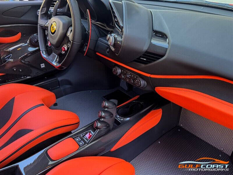 2020 Ferrari 488 Pista