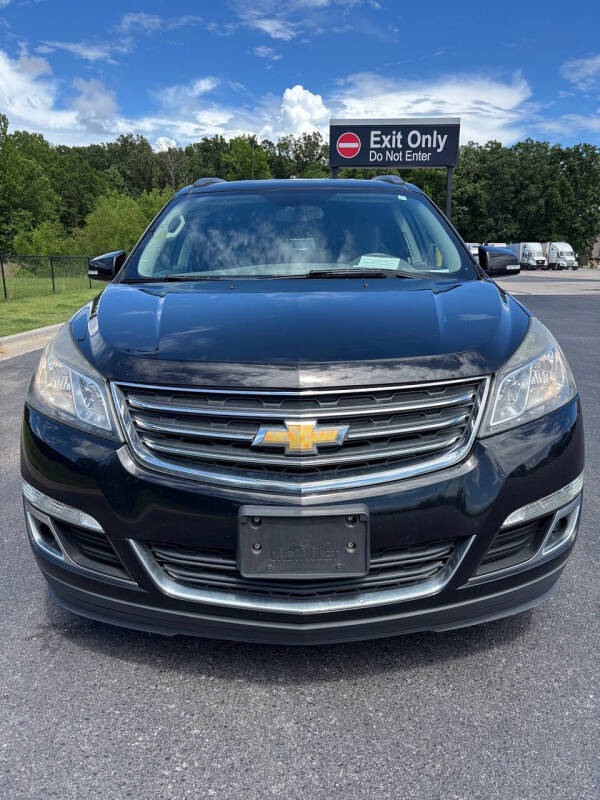 2017 Chevrolet Traverse LT