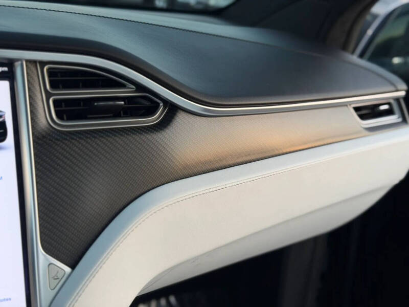 2017 Tesla Model X