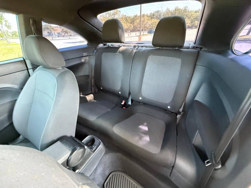 2013 Volkswagen Beetle 2.5L Entry PZEV