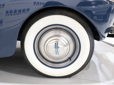 1941 Ford Super Deluxe