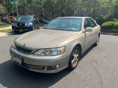 2000 Lexus ES 300 for sale at MILLENNIUM AUTO IMPORTS INC. in Bridgeton NJ