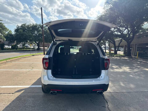 2016 Ford Explorer Sport