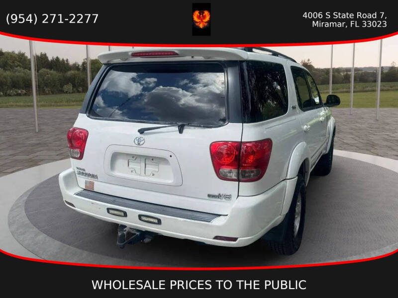 2005 Toyota Sequoia SR5