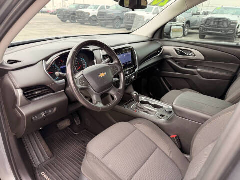 2020 Chevrolet Traverse LT Cloth