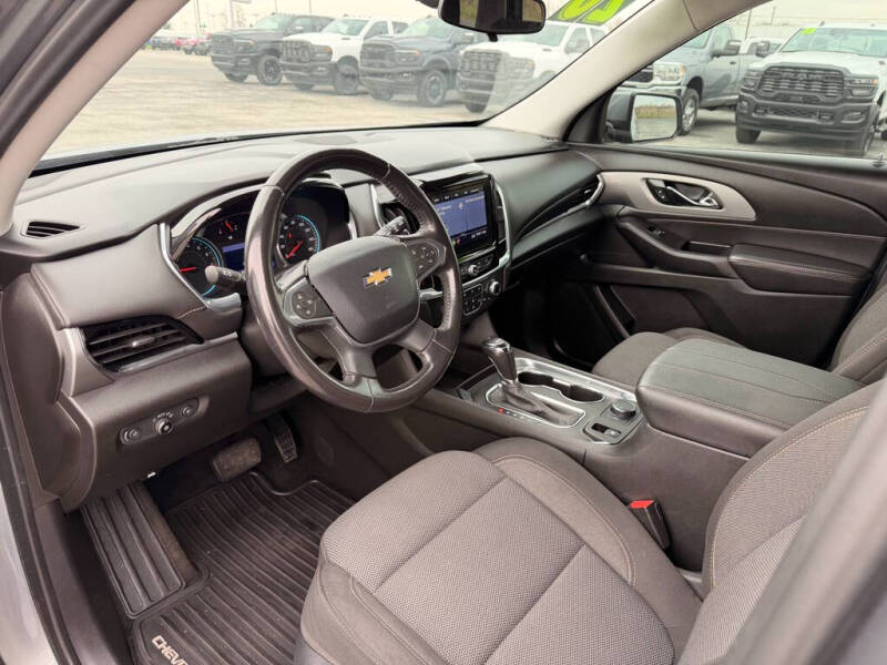 2020 Chevrolet Traverse LT Cloth