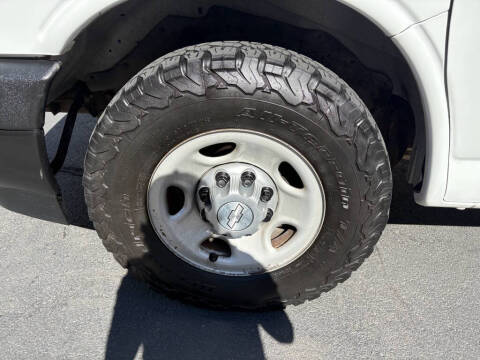 2017 Chevrolet Express 2500