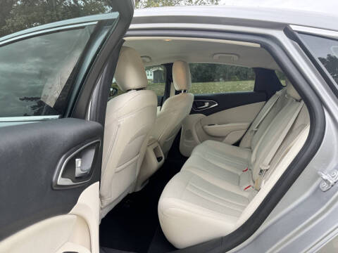 2016 Chrysler 200 Limited