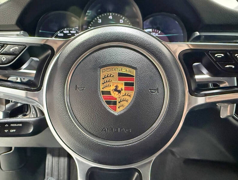 2017 Porsche Macan S