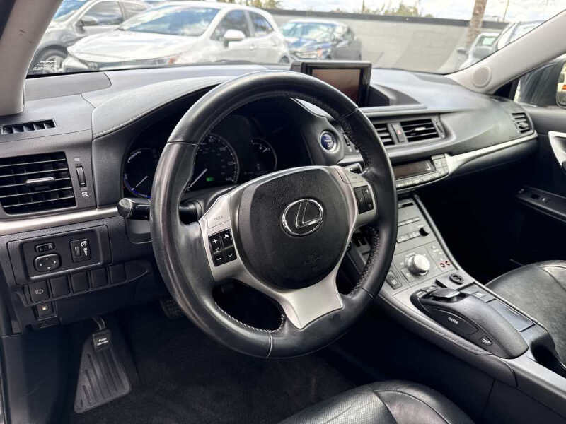 2011 Lexus CT 200h