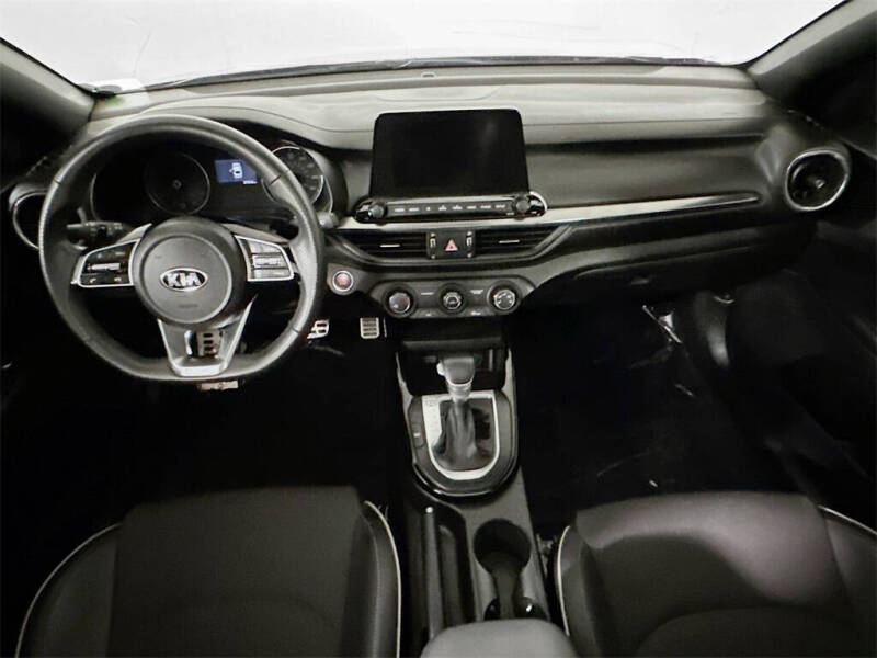 2021 Kia Forte GT Line