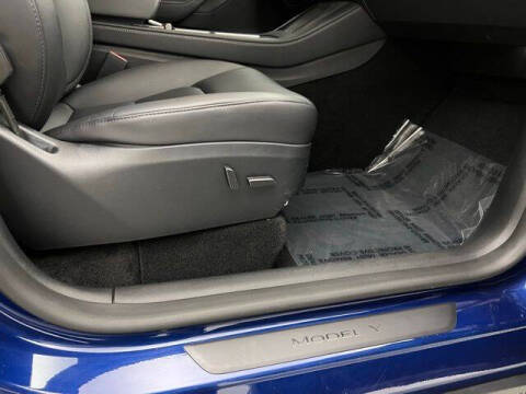 2024 Tesla Model Y Long Range