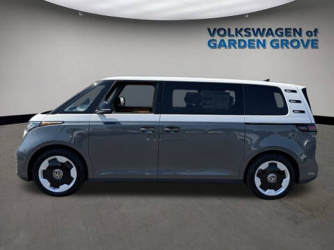 2025 Volkswagen ID. Buzz Pro S Plus