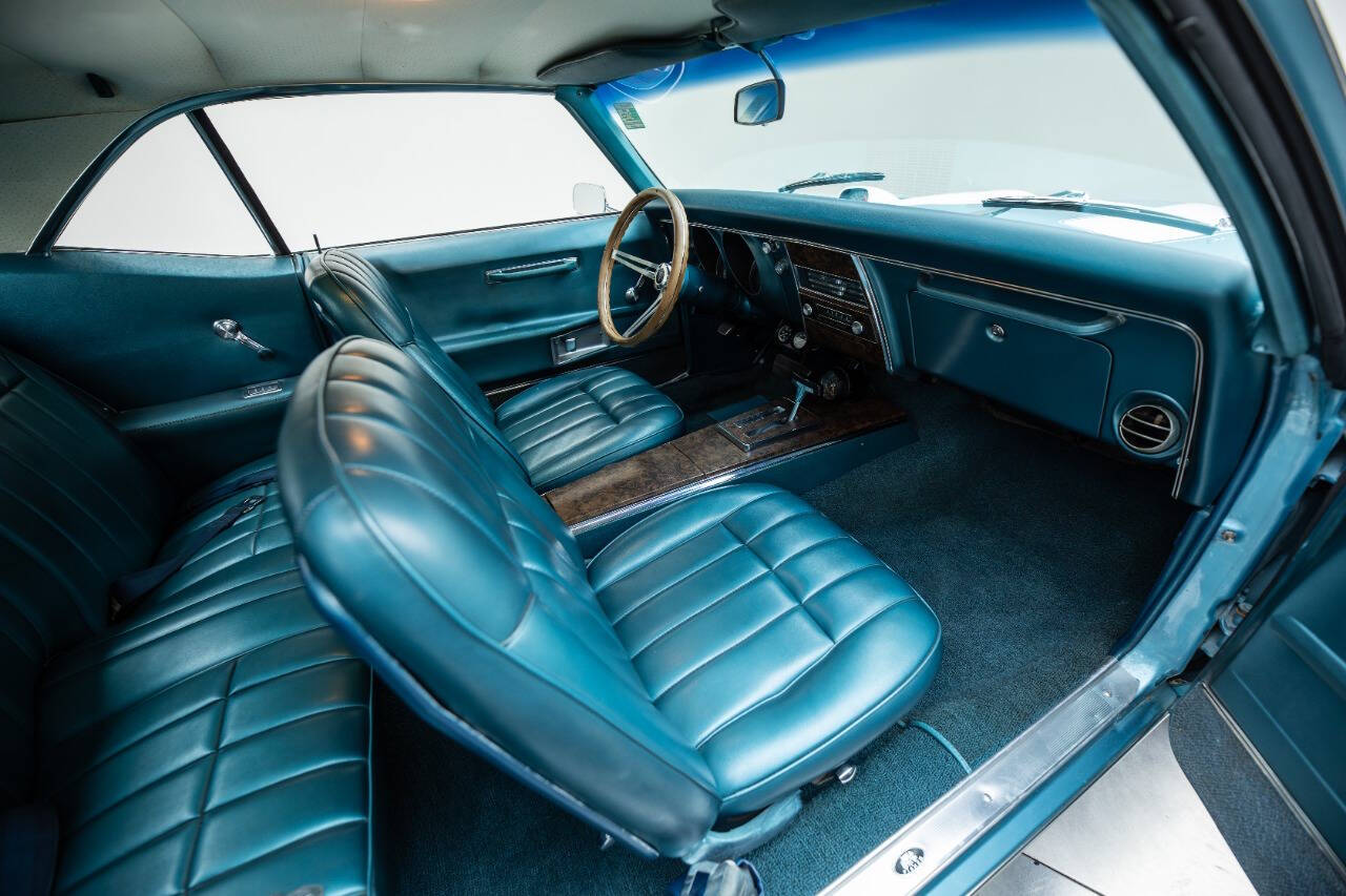 1968 Pontiac Firebird 106