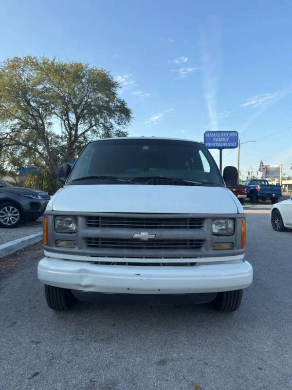 2002 Chevrolet Express