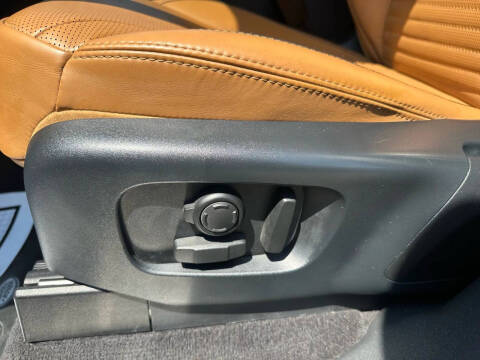 2018 Land Rover Discovery HSE Luxury