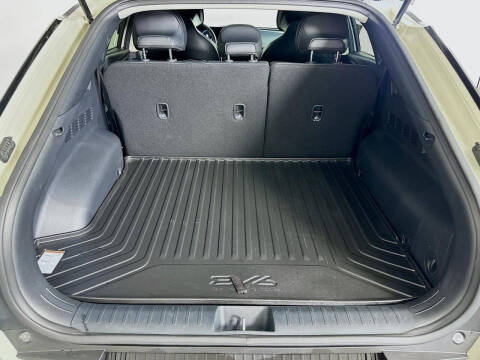 2024 Kia EV6 Light