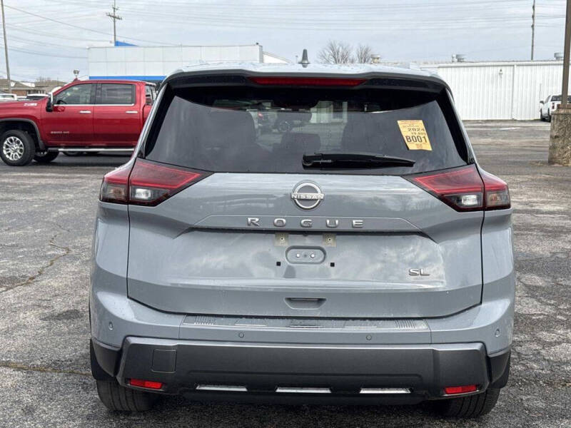 2024 Nissan Rogue SL