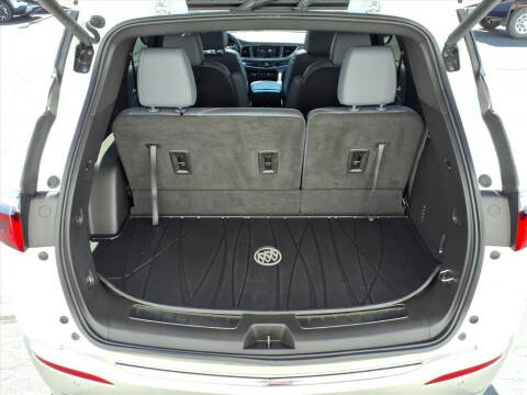 2022 Buick Enclave Essence