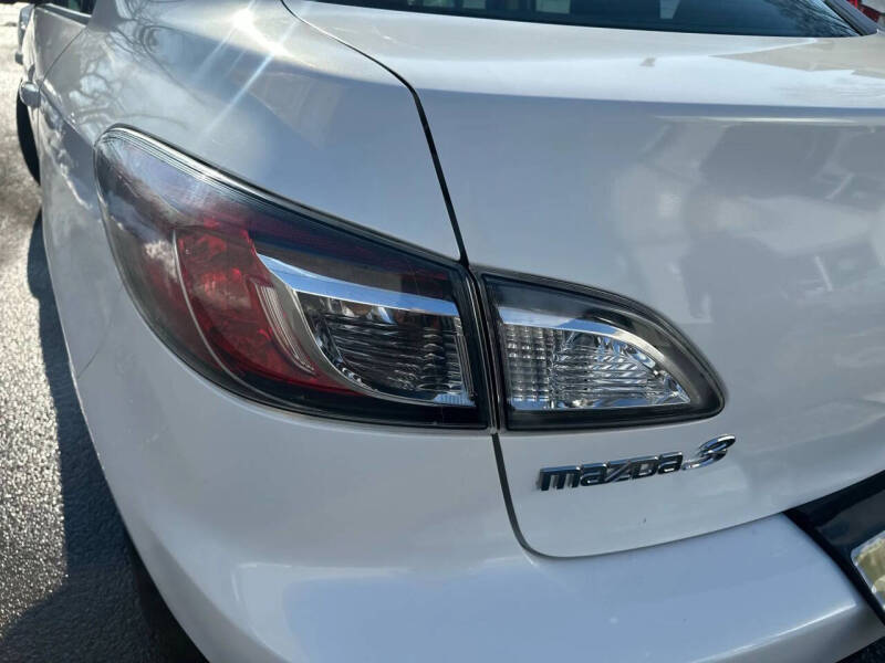 2011 Mazda MAZDA3 i Touring