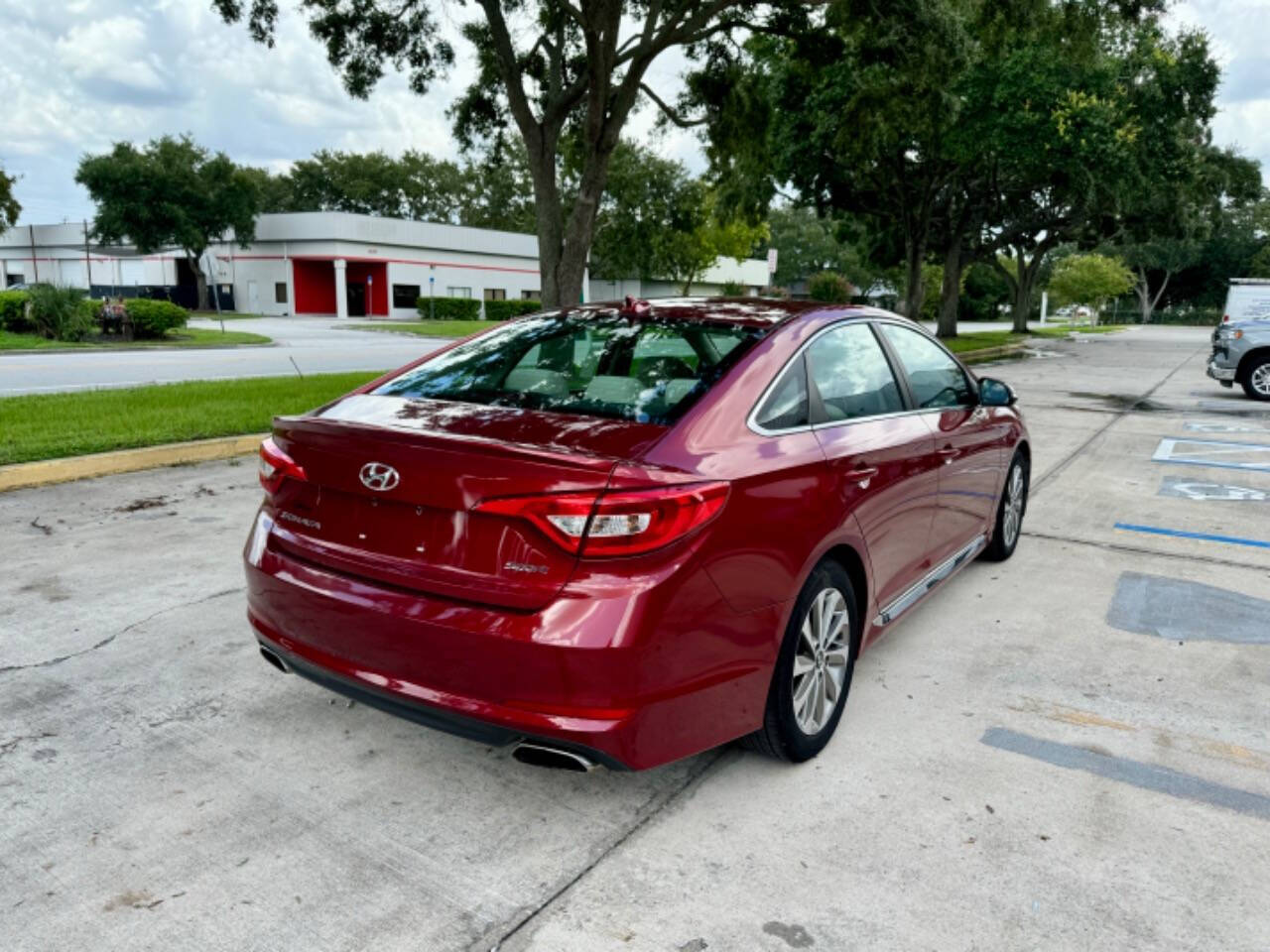 2015 Hyundai SONATA for sale at Zoom Auto Exchange LLC in Orlando, FL