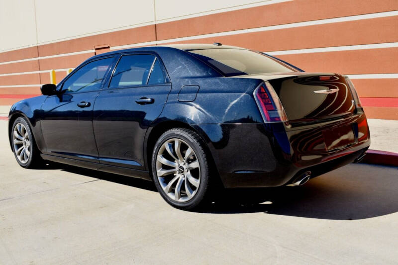 2015 Chrysler 300 Limited