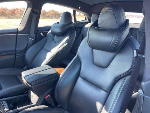 2020 Tesla Model S Long Range