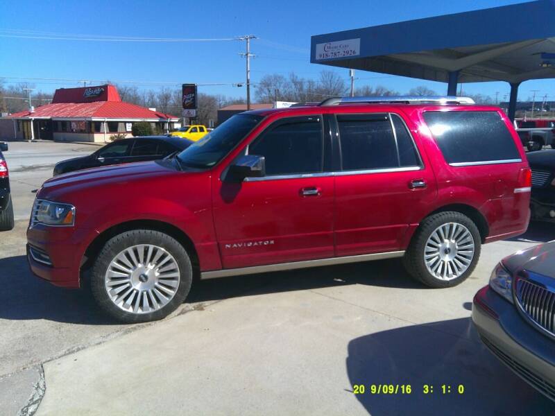 2017 Lincoln Navigator for sale at C MOORE CARS in Grove OK