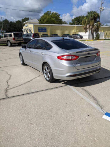 2013 Ford Fusion SE