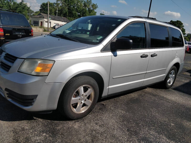 2008 Dodge Grand Caravan for sale at The Car Cove, LLC in Muncie IN