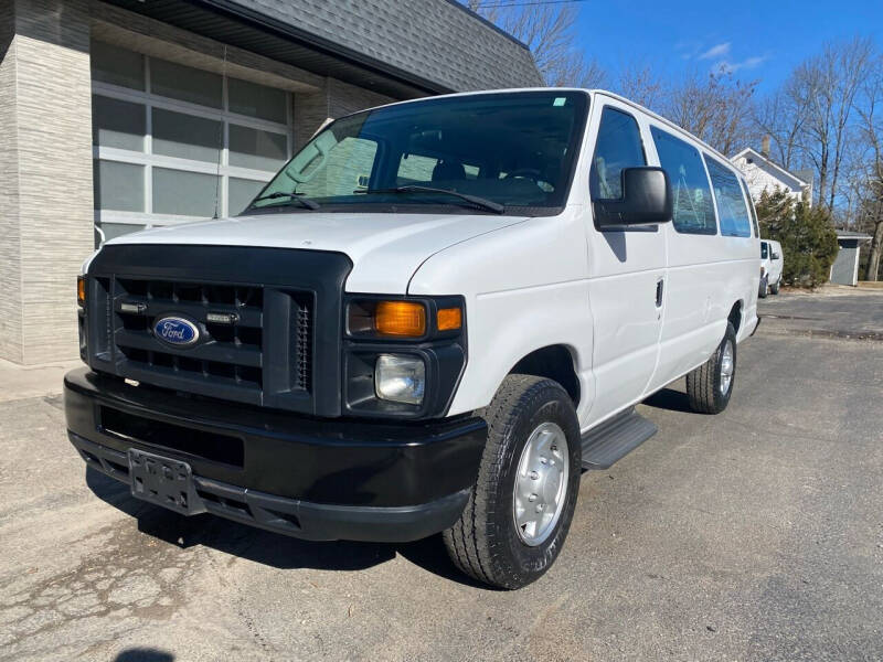 livingston mall vans