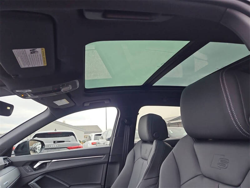 2025 Audi Q3 quattro S line Premium 45 TFSI