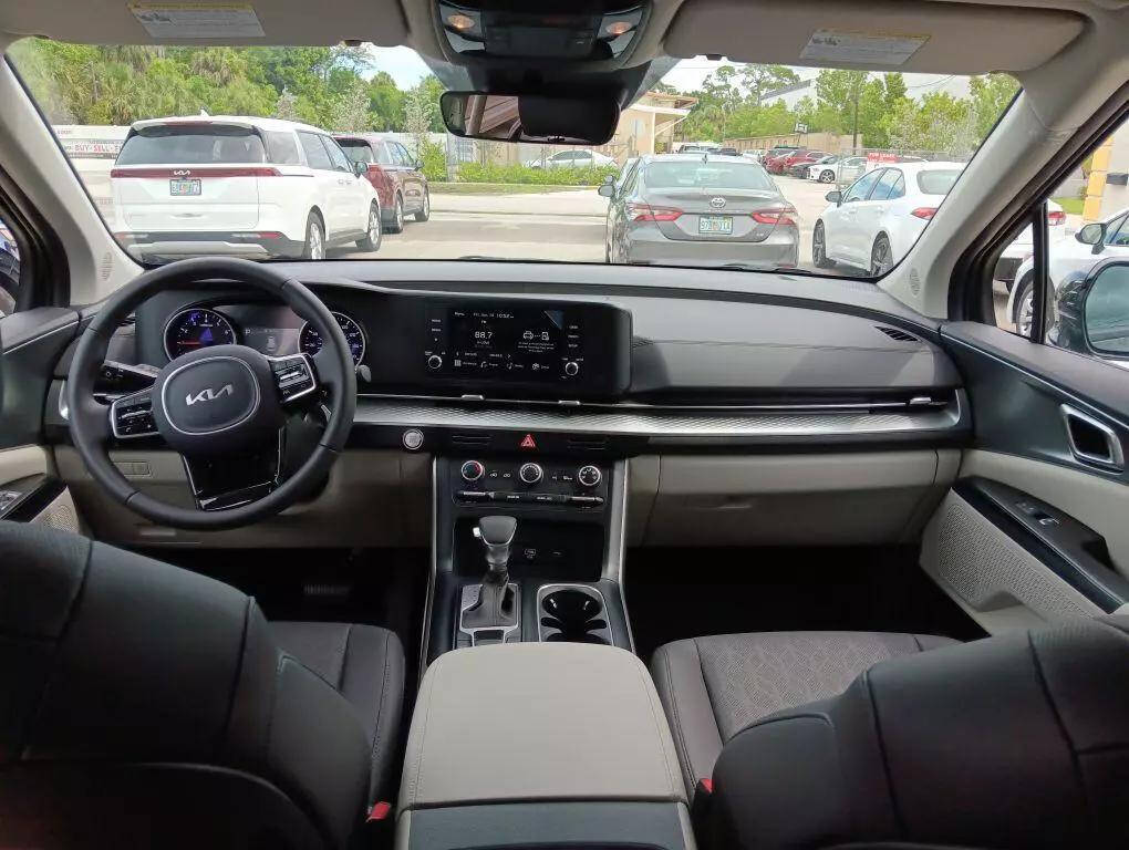 2024 Kia Carnival for sale at The Rock Fleet MGMT LLC in Naples, FL