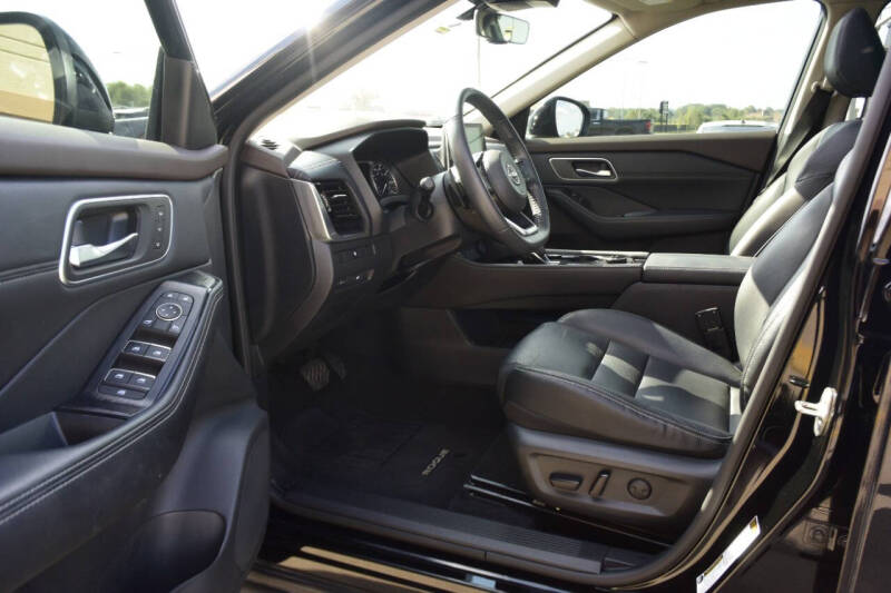 2021 Nissan Rogue SL