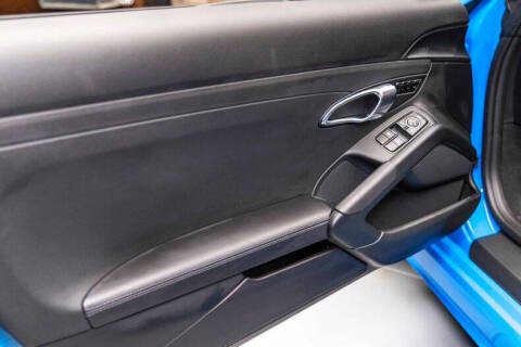 2024 Porsche 718 Boxster S