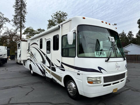 2005 National RV Dolphin 5355 / 36ft for sale at Jim Clarks Consignment Country - Class A Motorhomes in Grants Pass OR