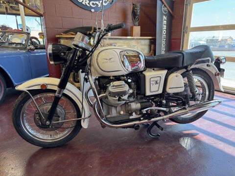 1968 Moto Guzzi V7