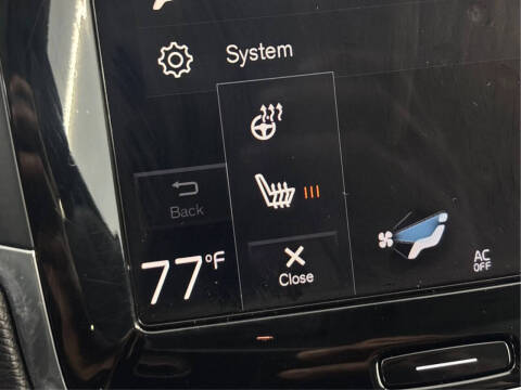 2021 Volvo XC90 T5 Momentum