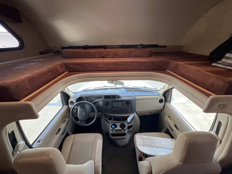 2014 Ford E-Series E-450 SD