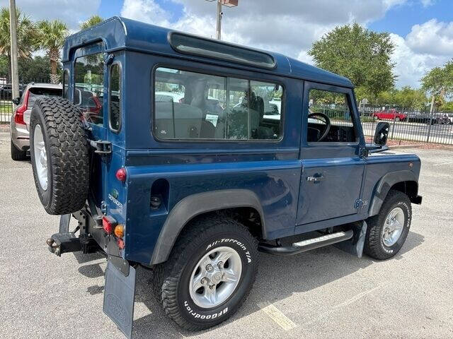 1997 Land Rover Defender 17