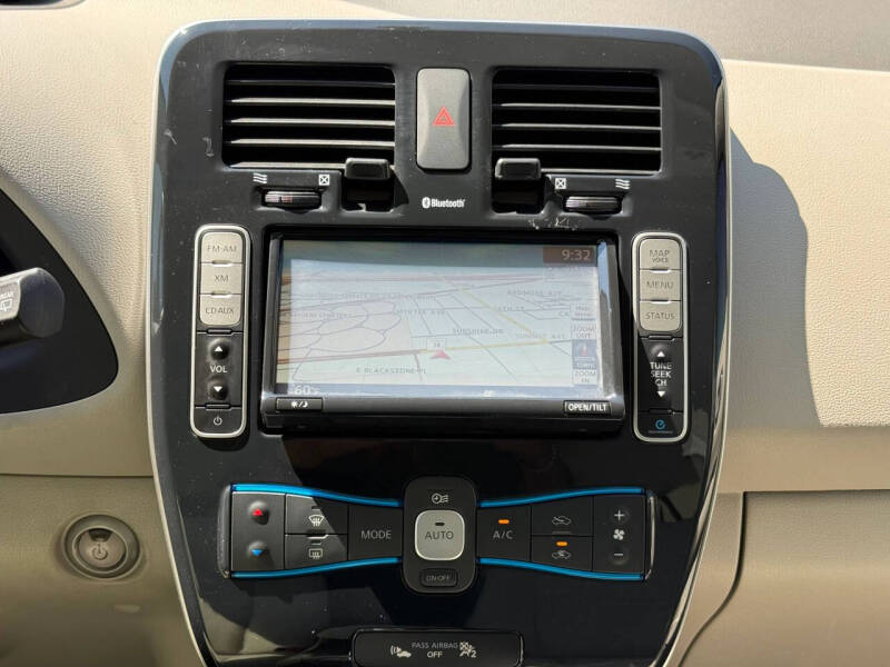 2012 Nissan LEAF