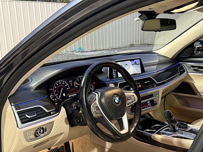 2016 BMW 7 Series 750i xDrive