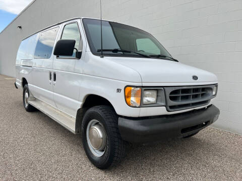2001 Ford E-Series for sale at Encore Auto in Niles MI